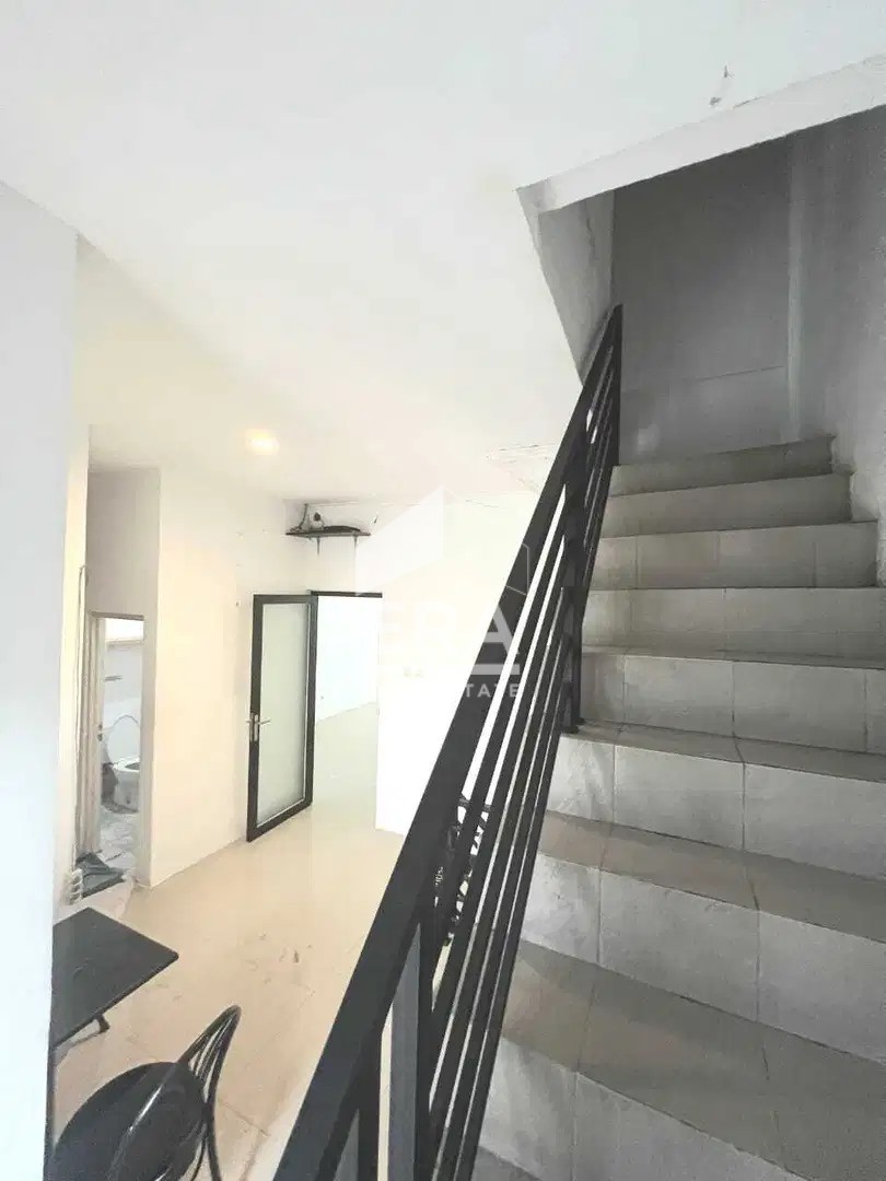 interior 9
