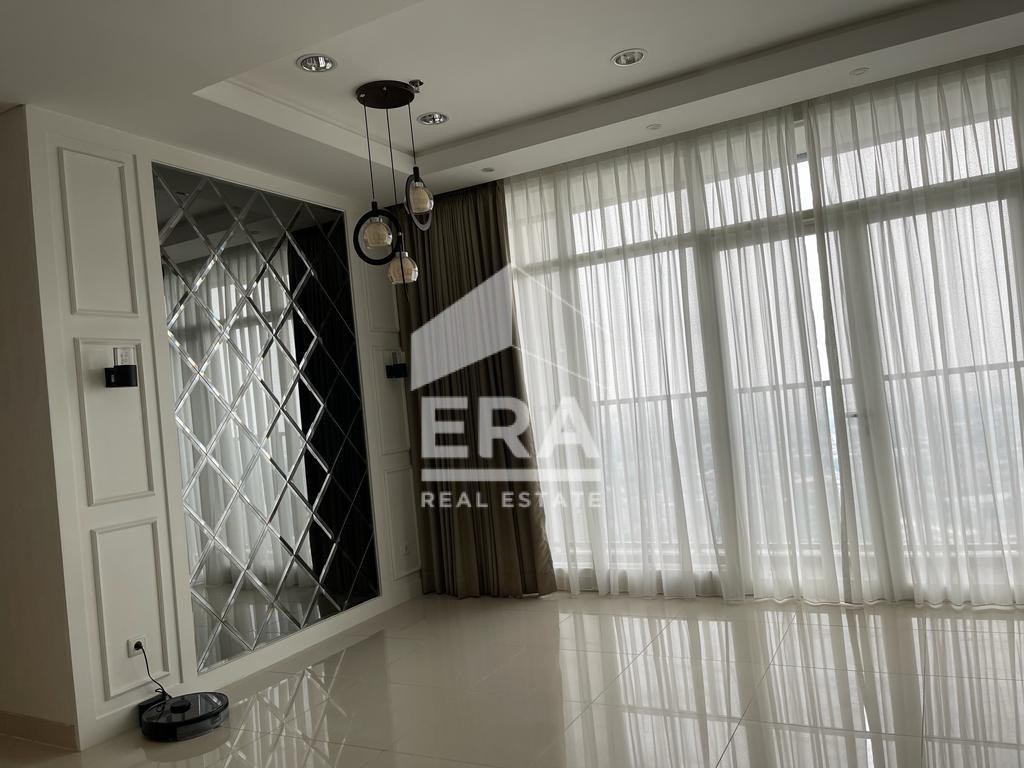interior 7