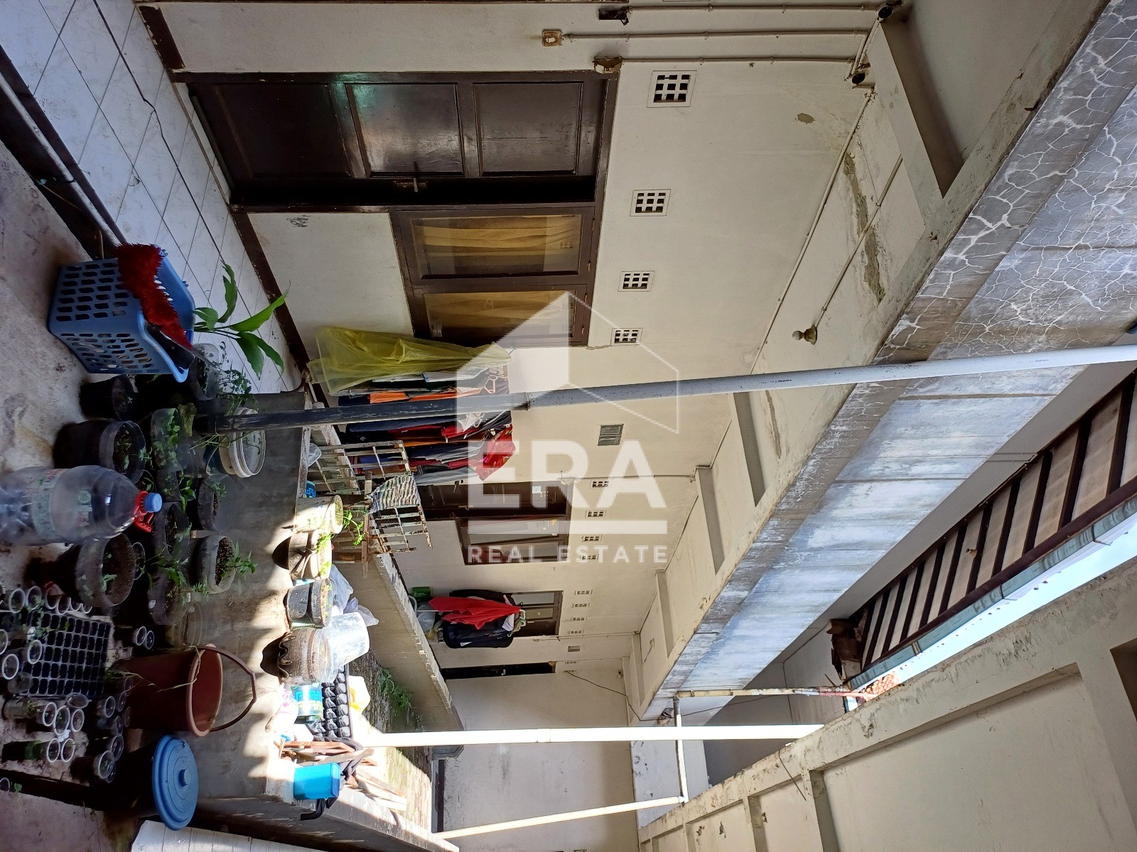 interior 4