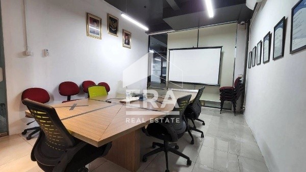 interior 12