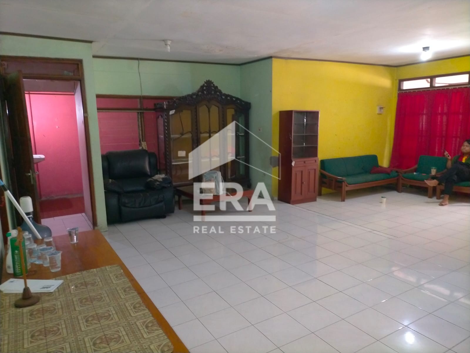 interior 2