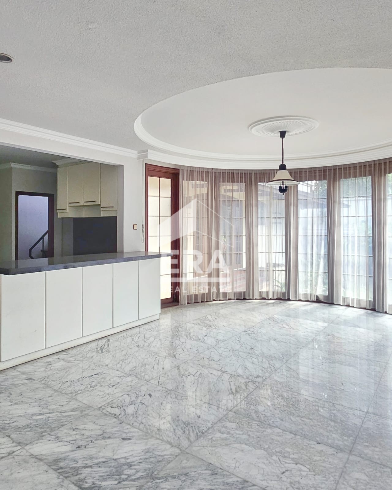 interior 6