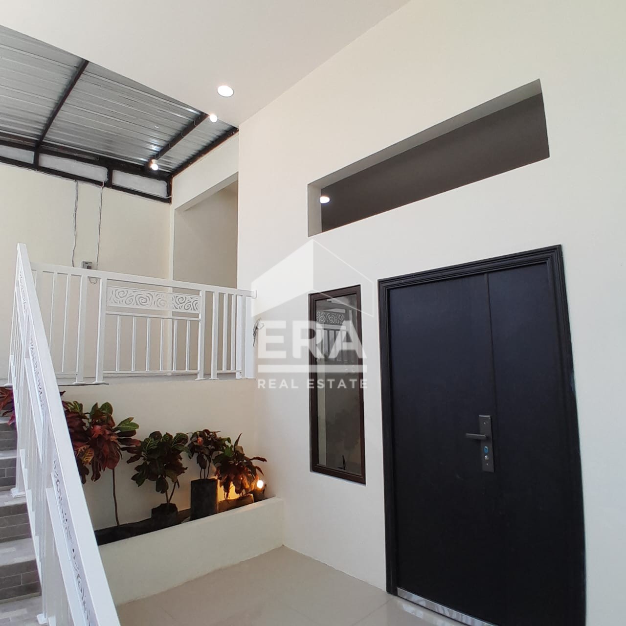 interior 6