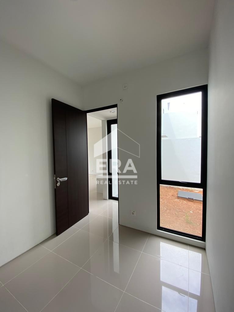 interior 8
