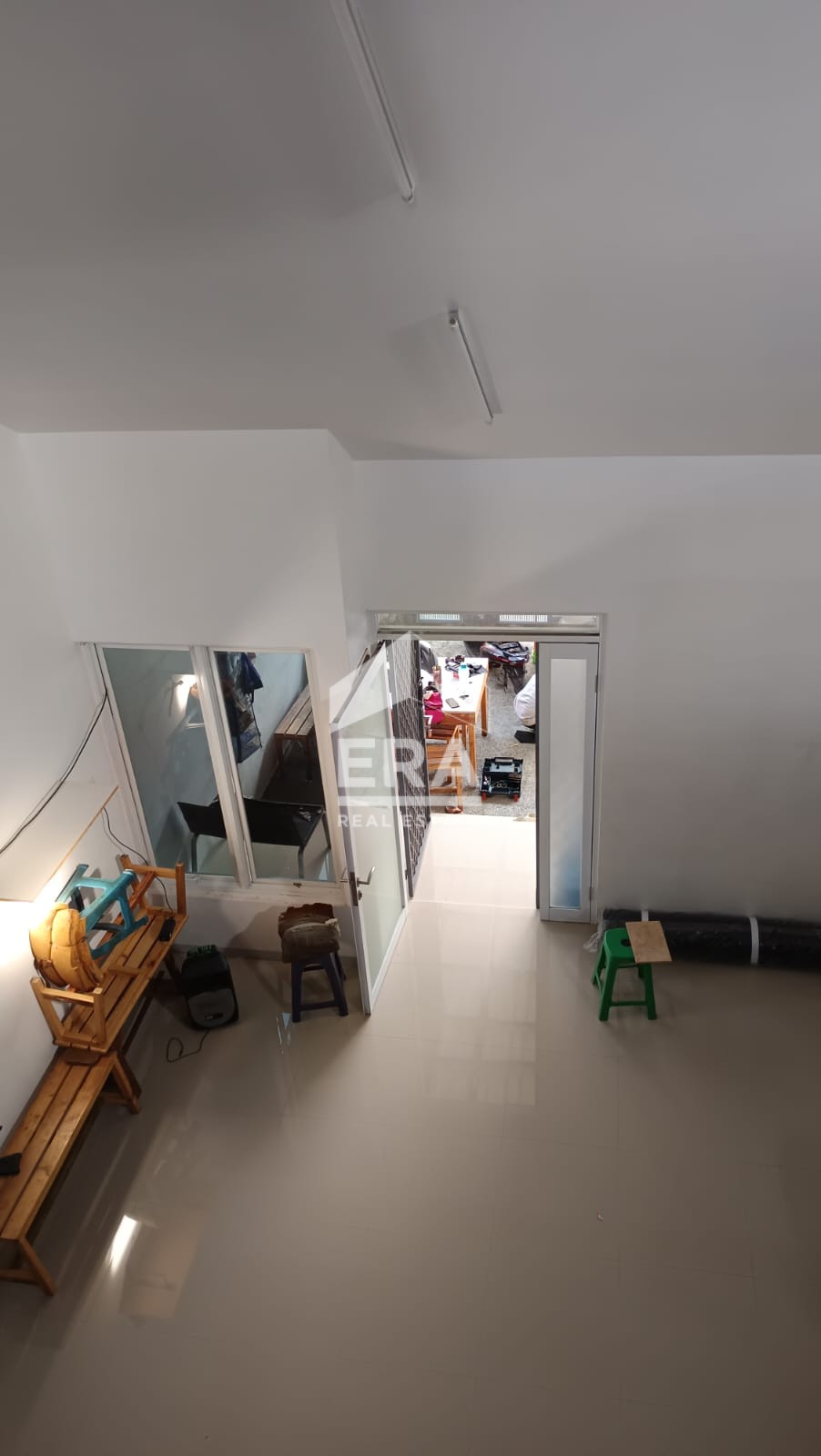 interior 2