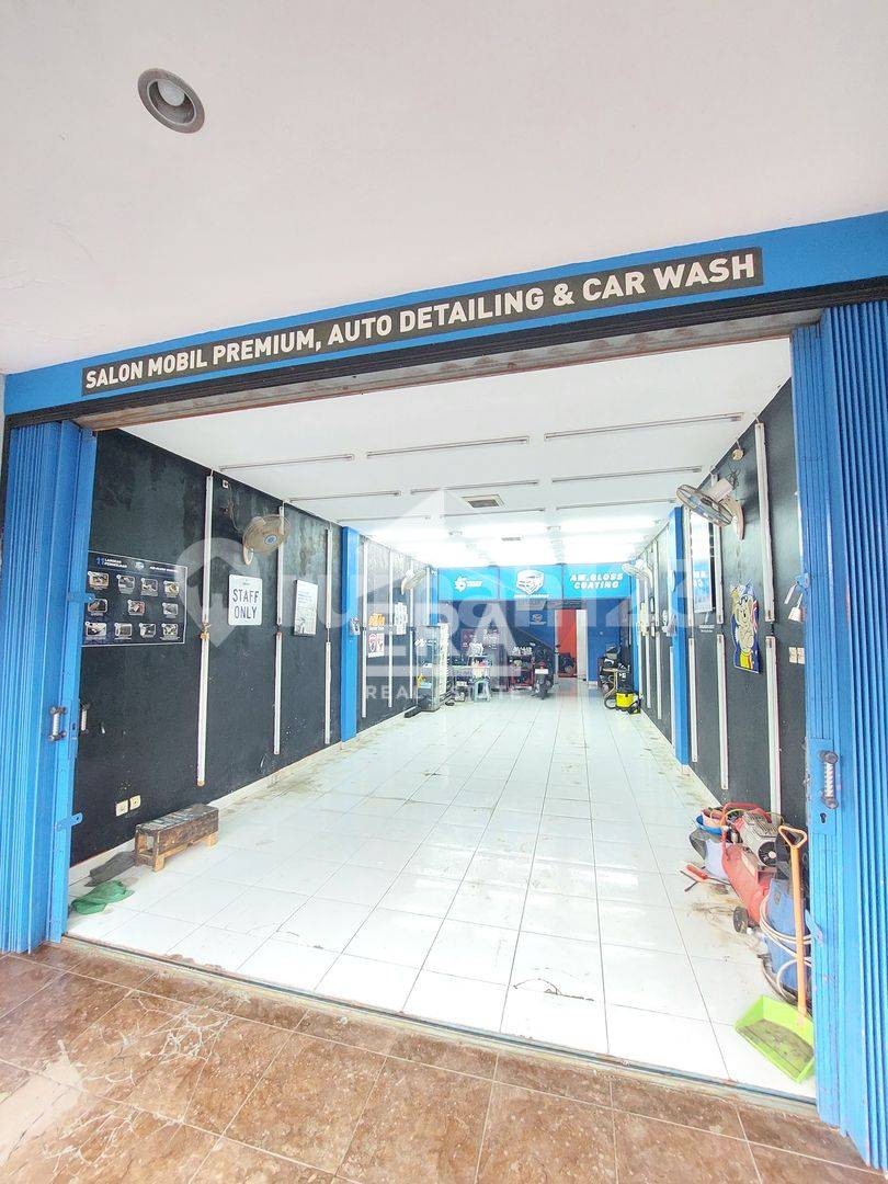 interior 10