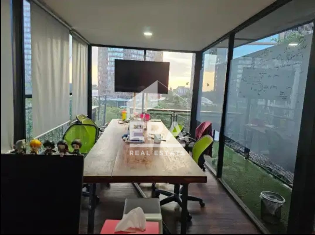 interior 10