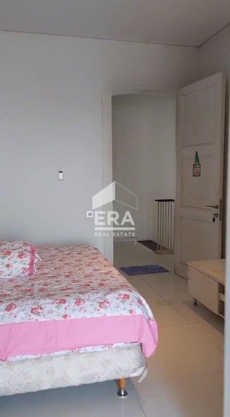 interior 6