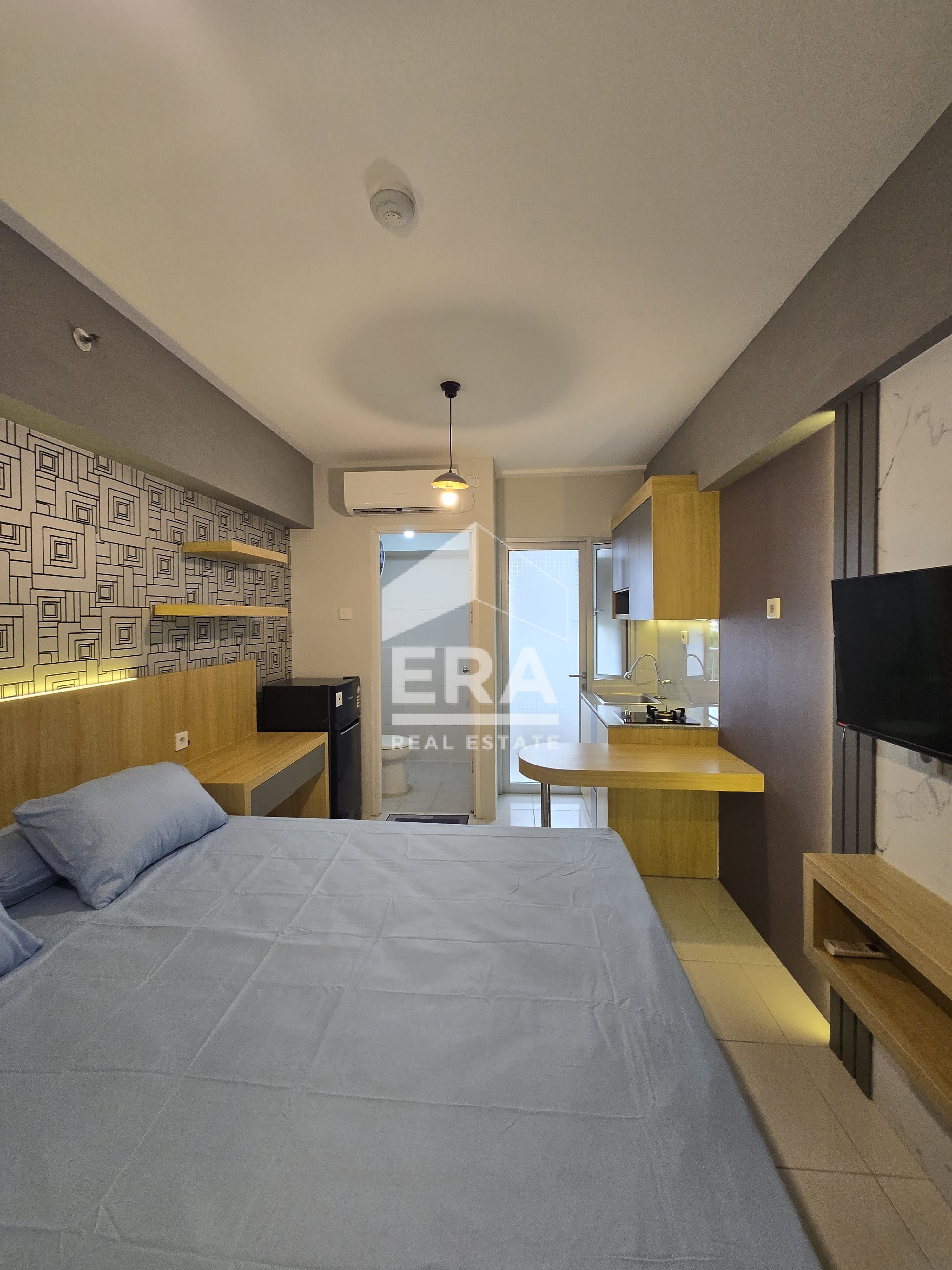 interior 12