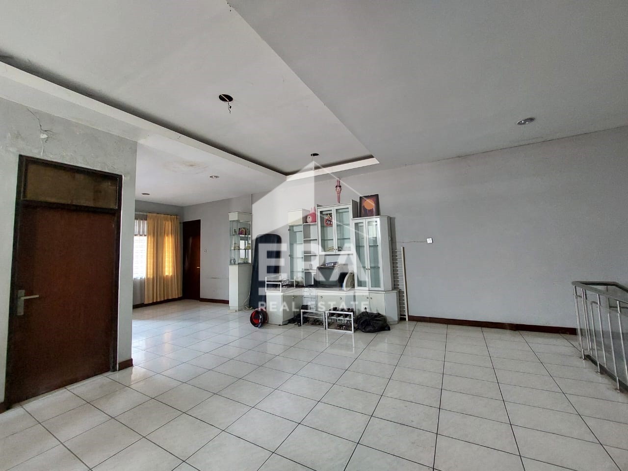 interior 2