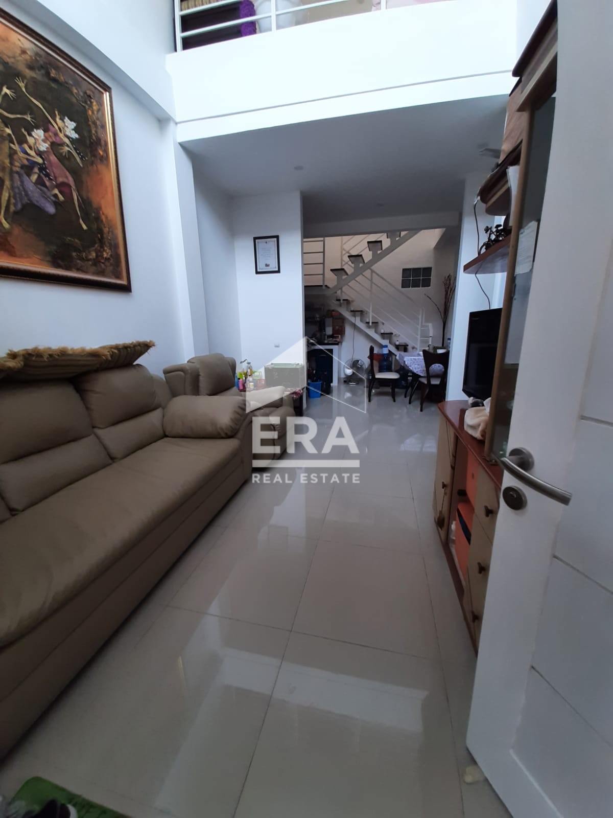 interior 6