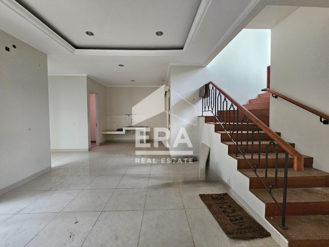 interior 6