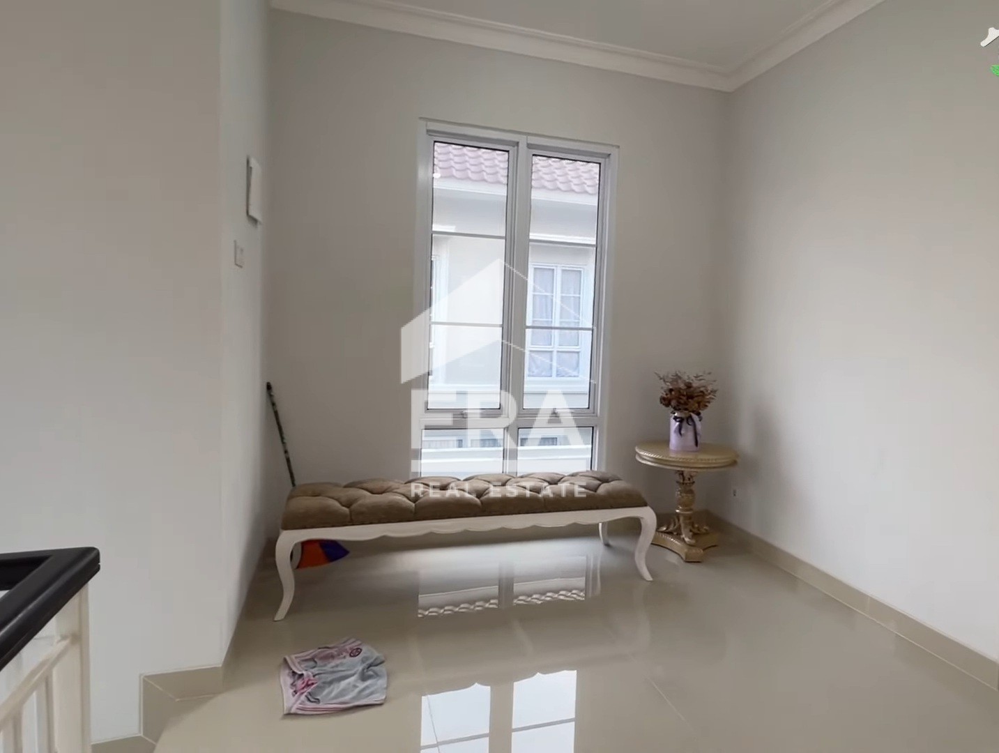 interior 15