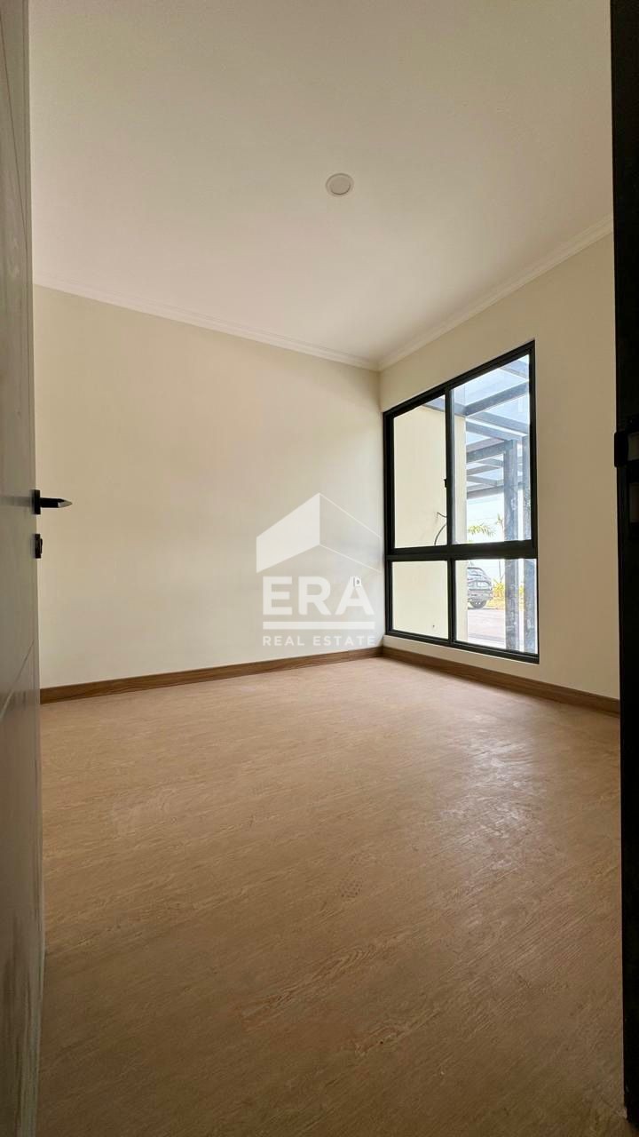 interior 8