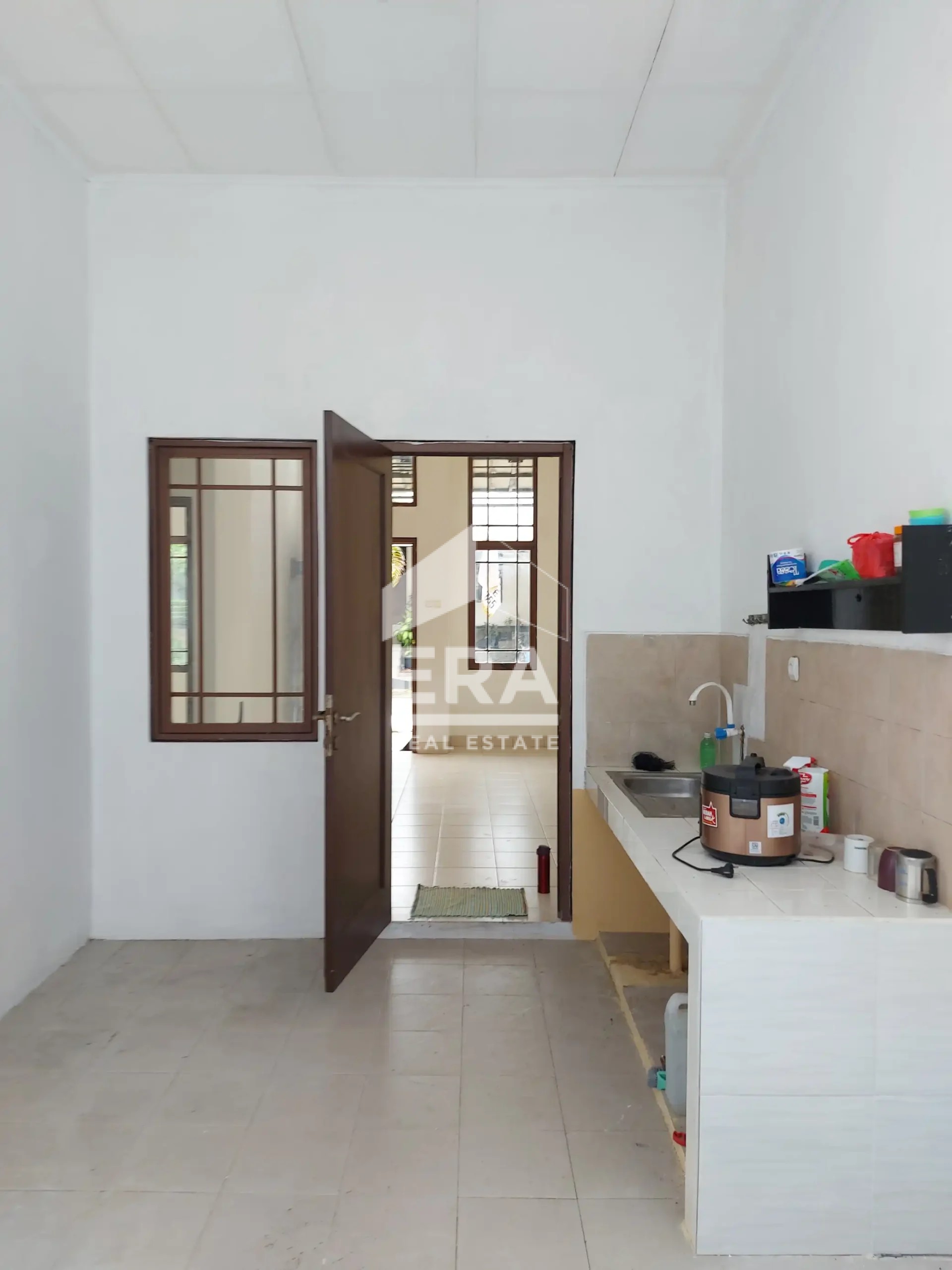 interior 10