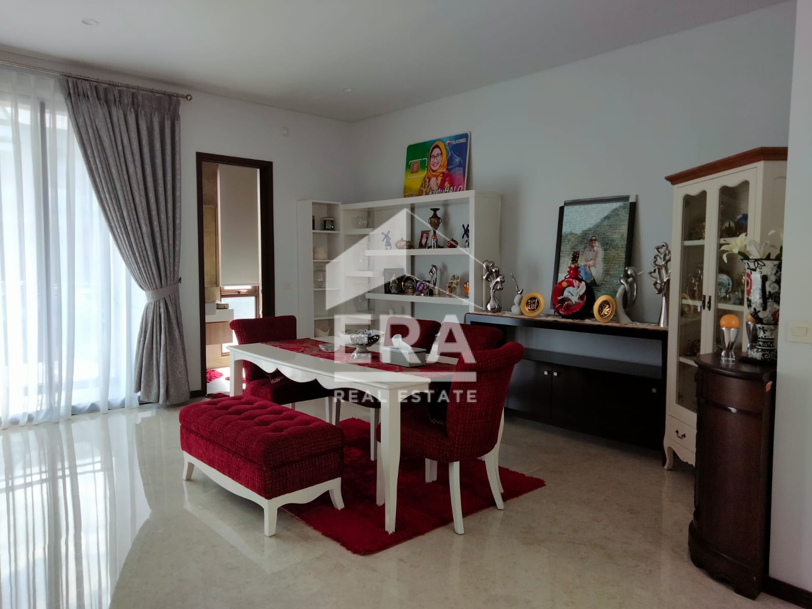 interior 3