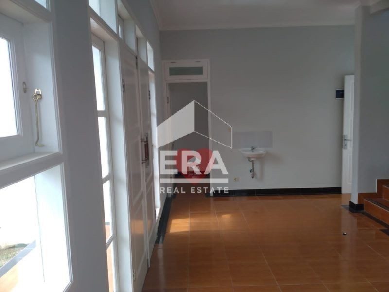 interior 3