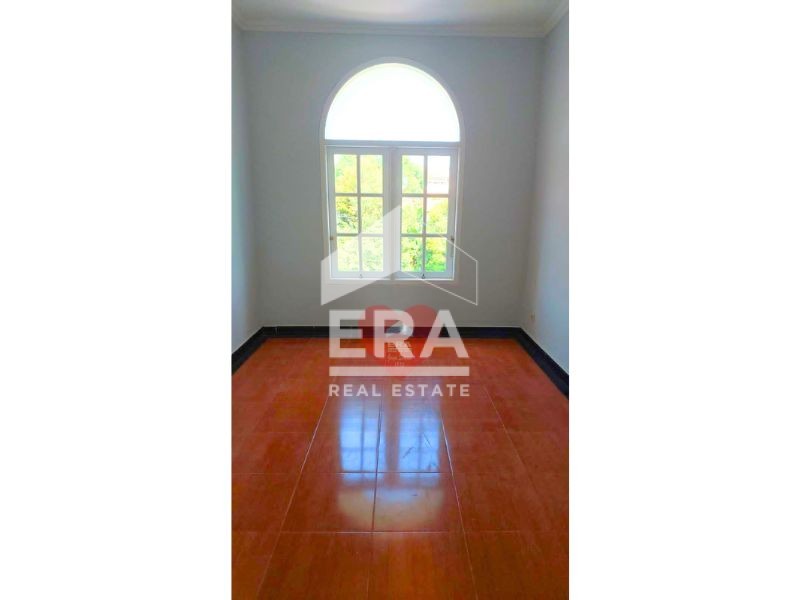 interior 6