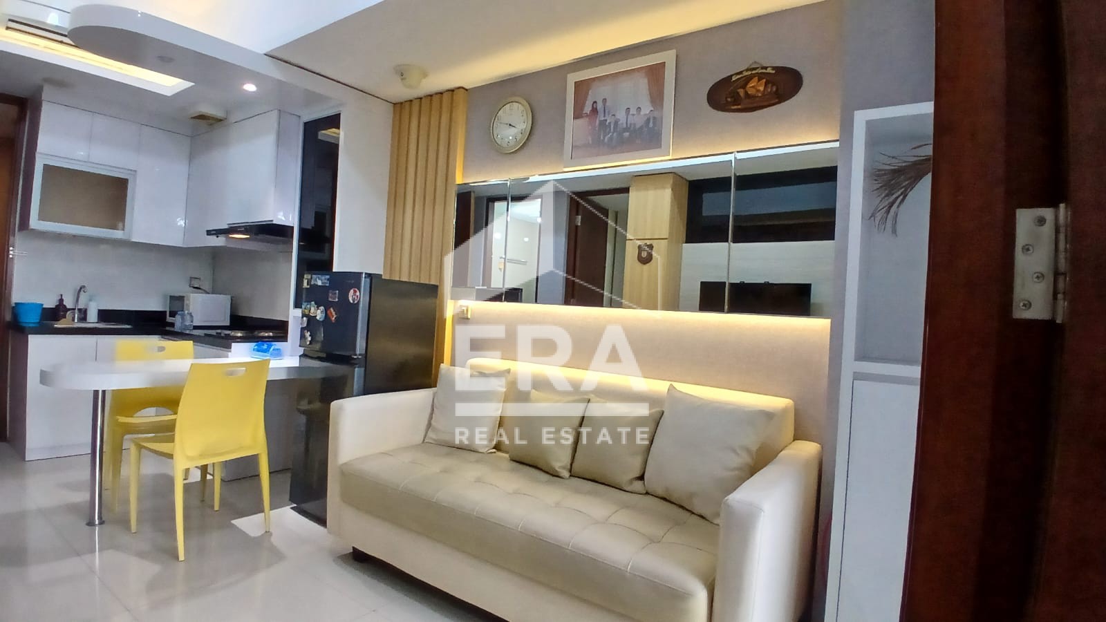 interior 6