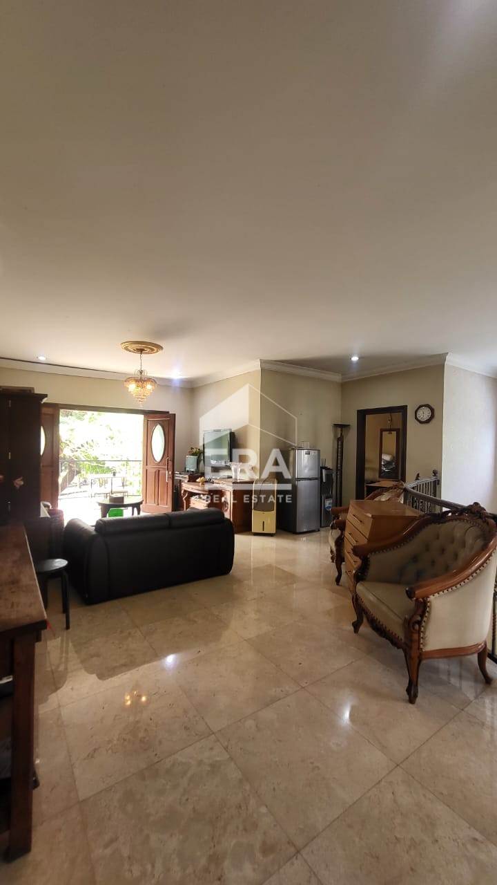 interior 10