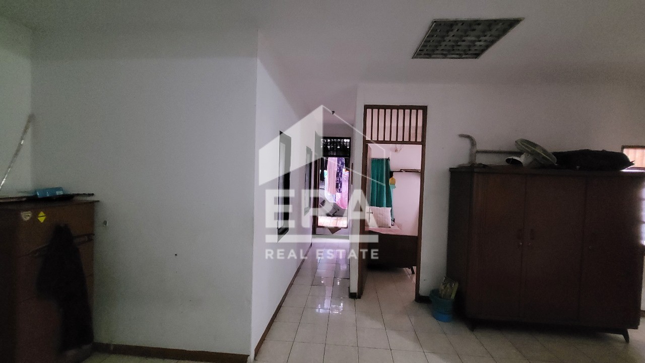 interior 10