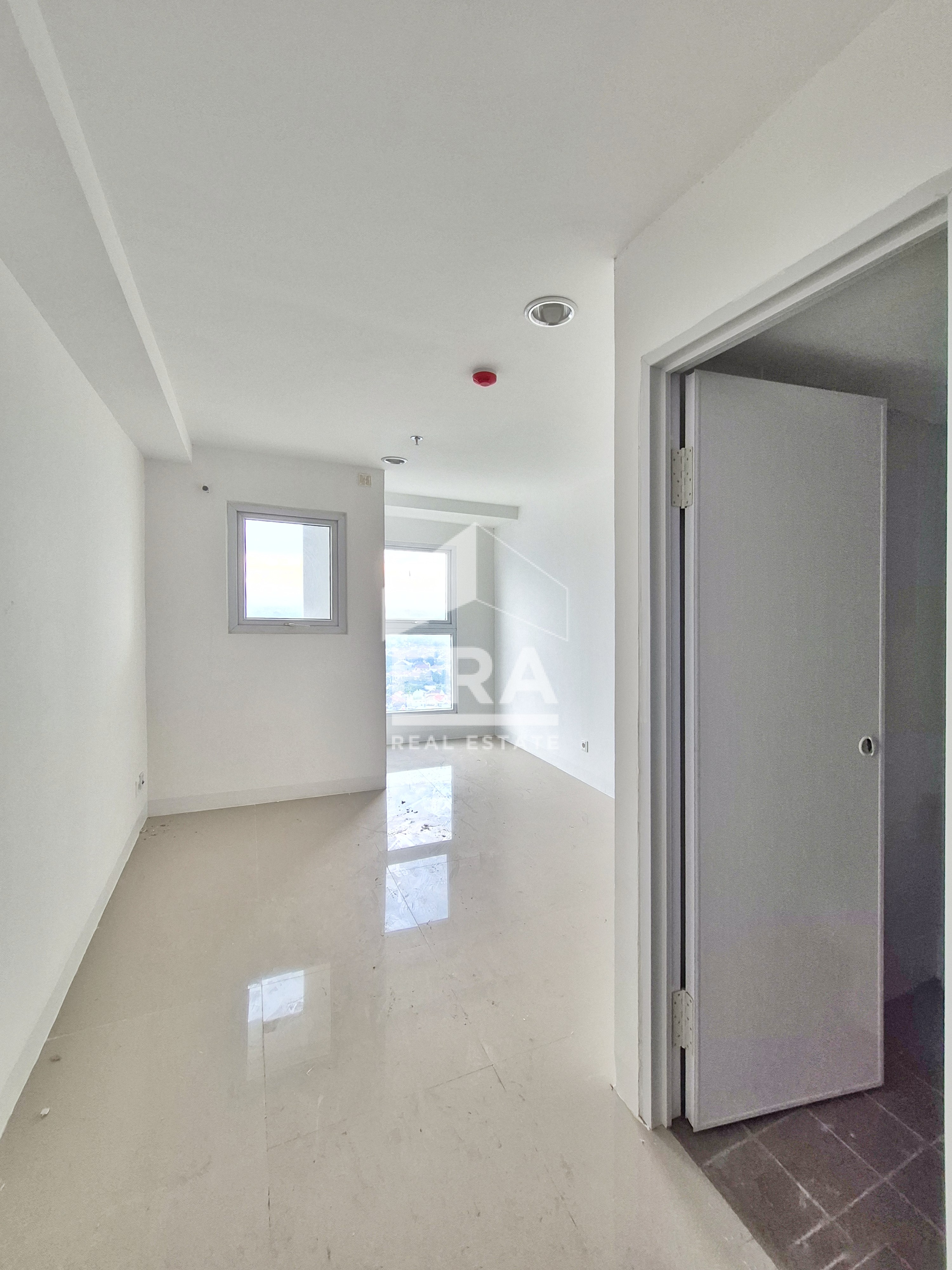 interior 13