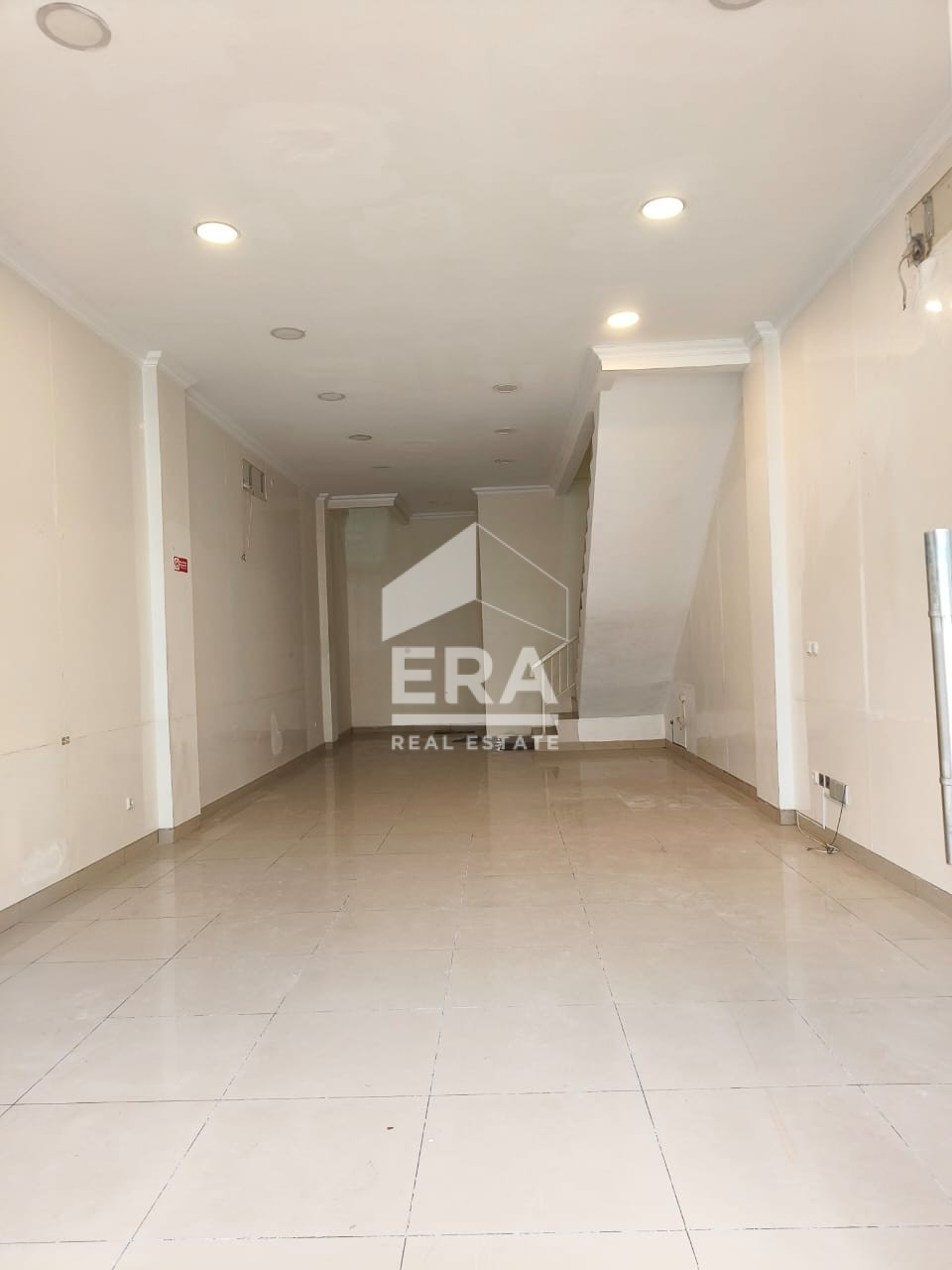 interior 6