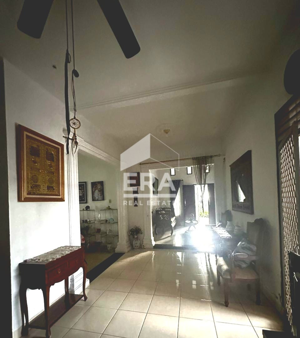 interior 3
