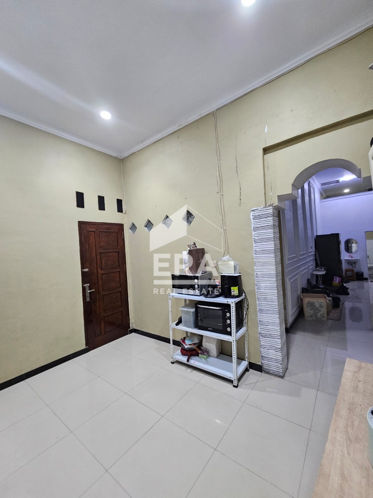 interior 11