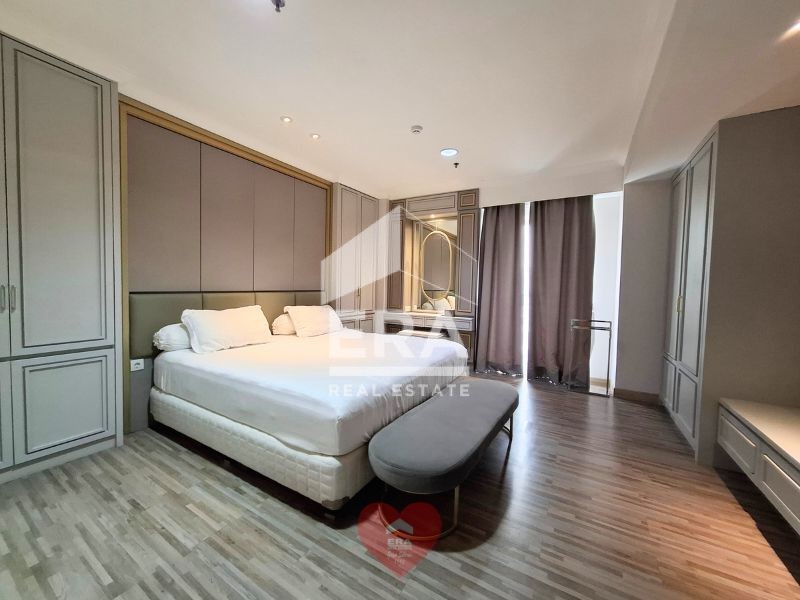 interior 6
