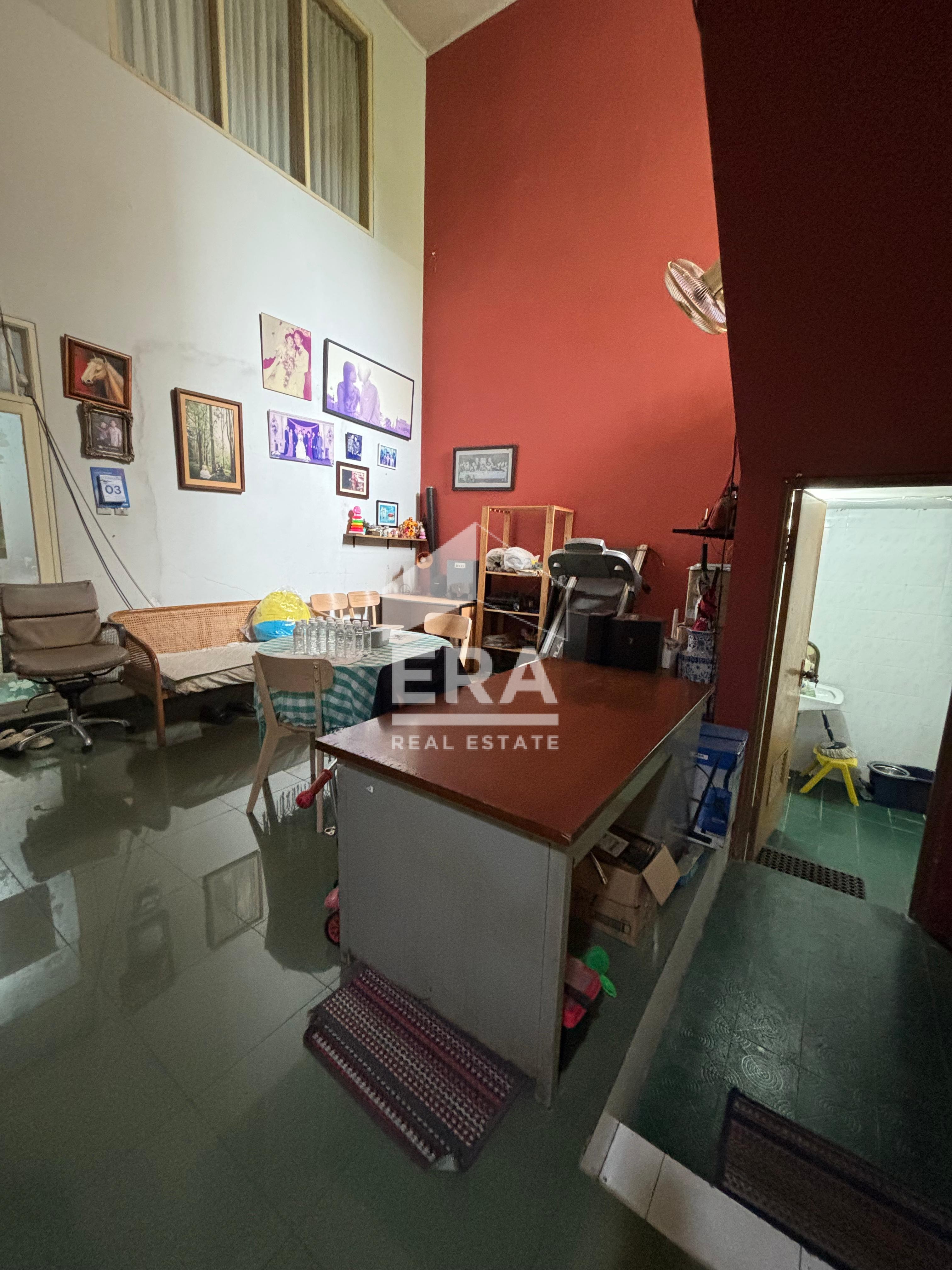interior 2