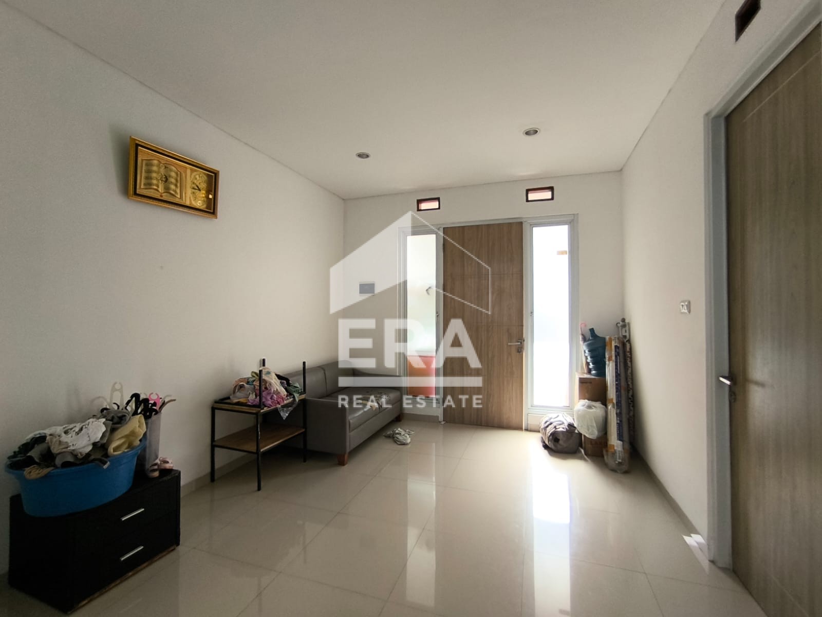 interior 12