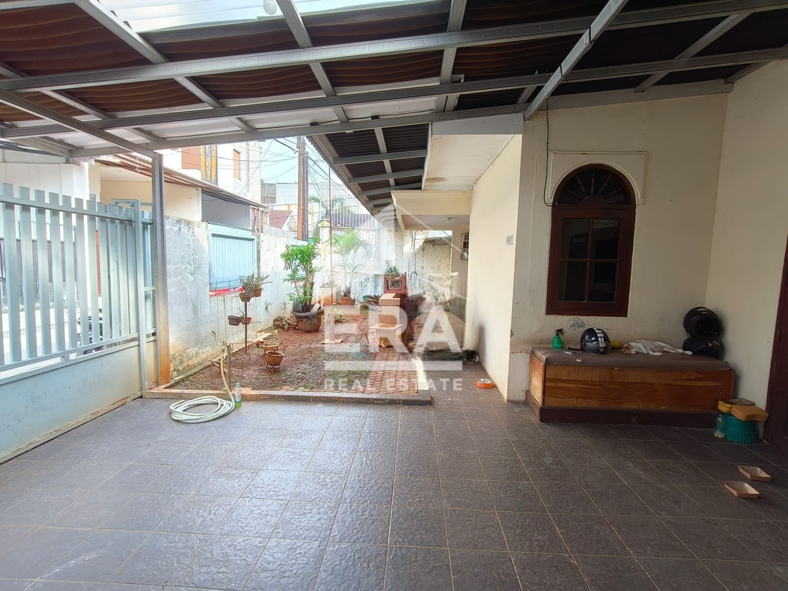 interior 4