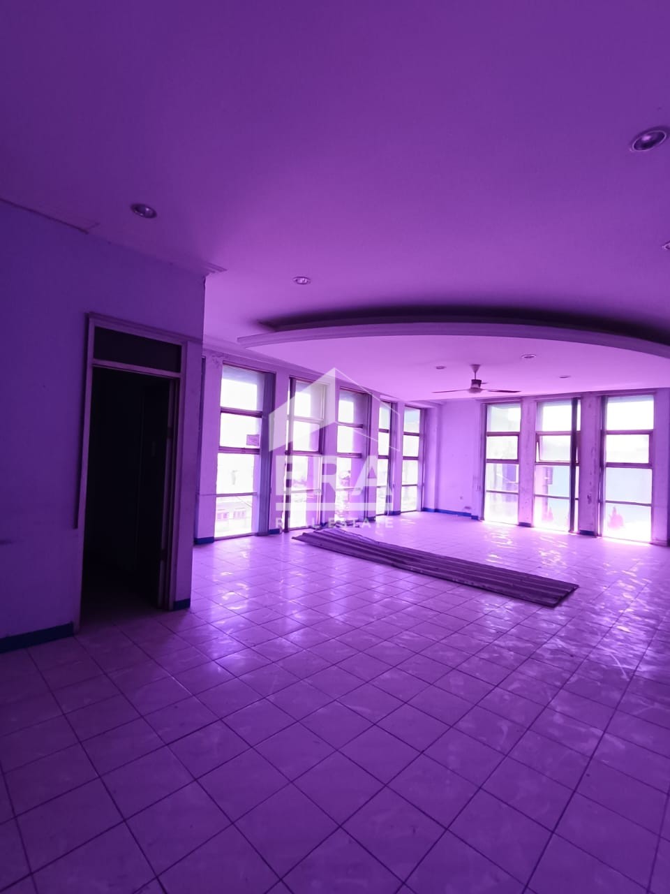 interior 12