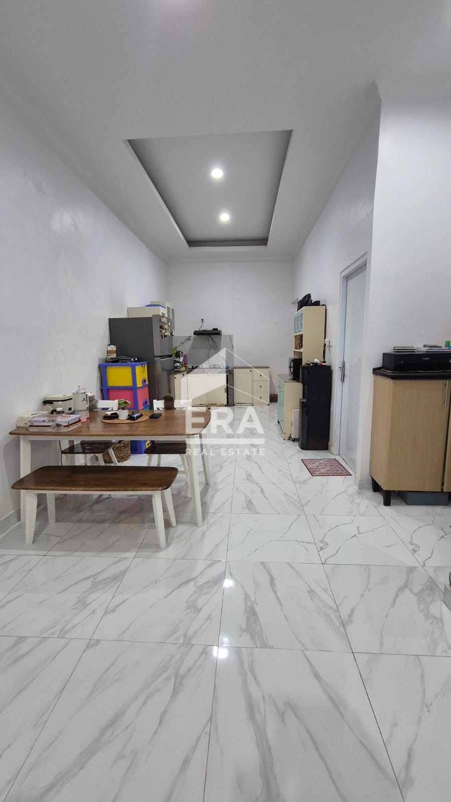 interior 6