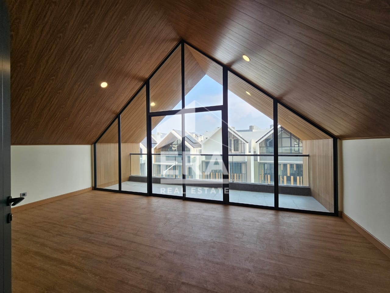 interior 9