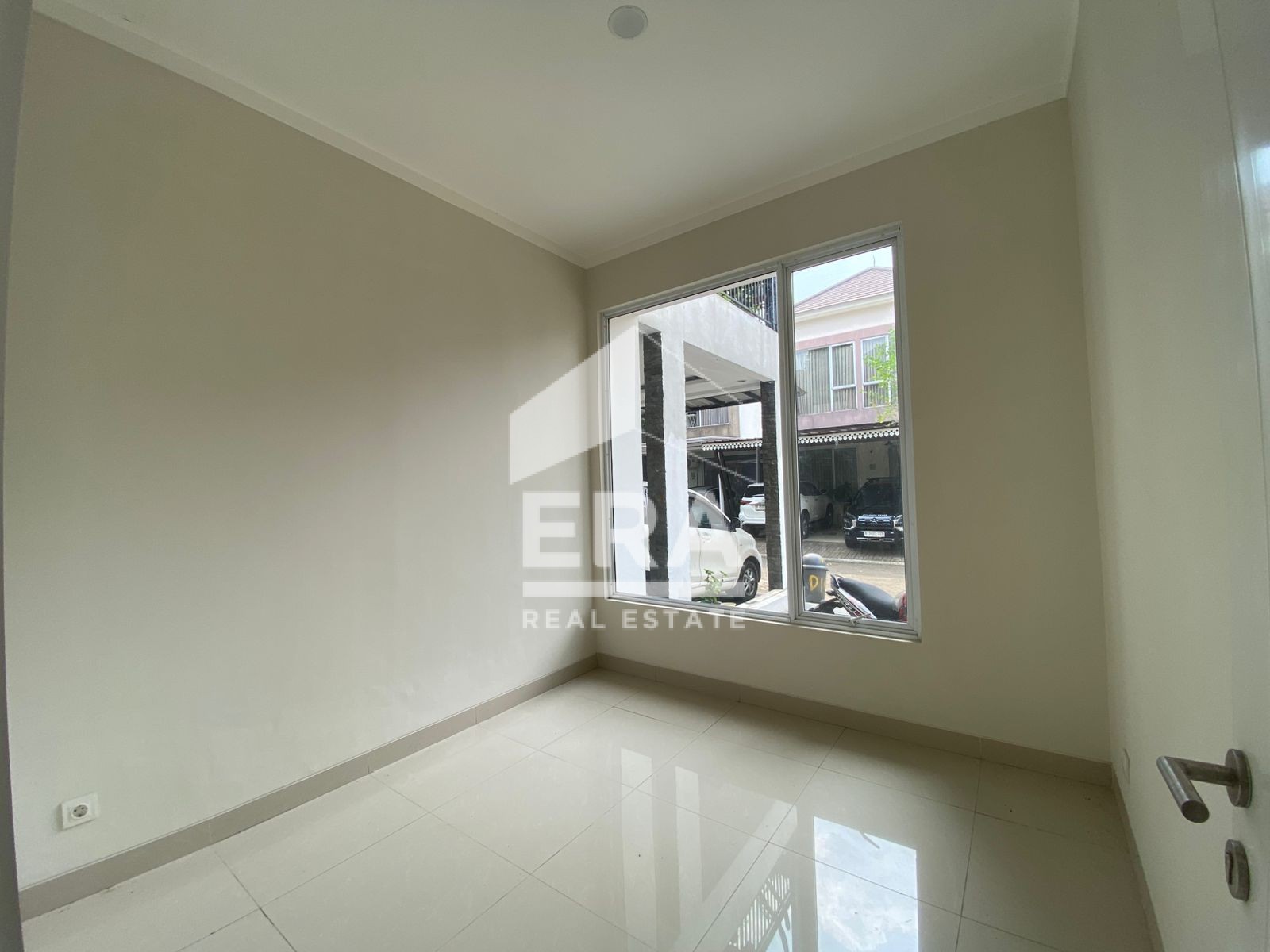 interior 11