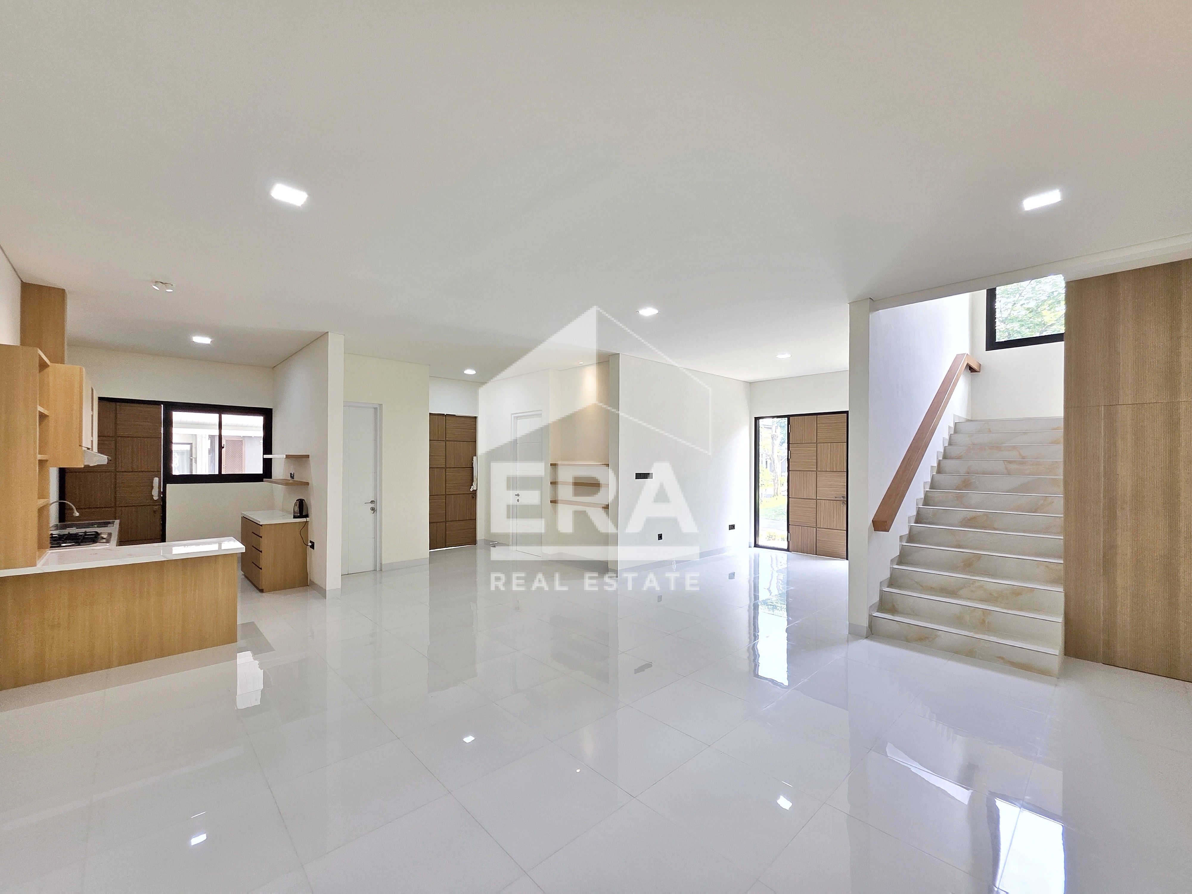 interior 8