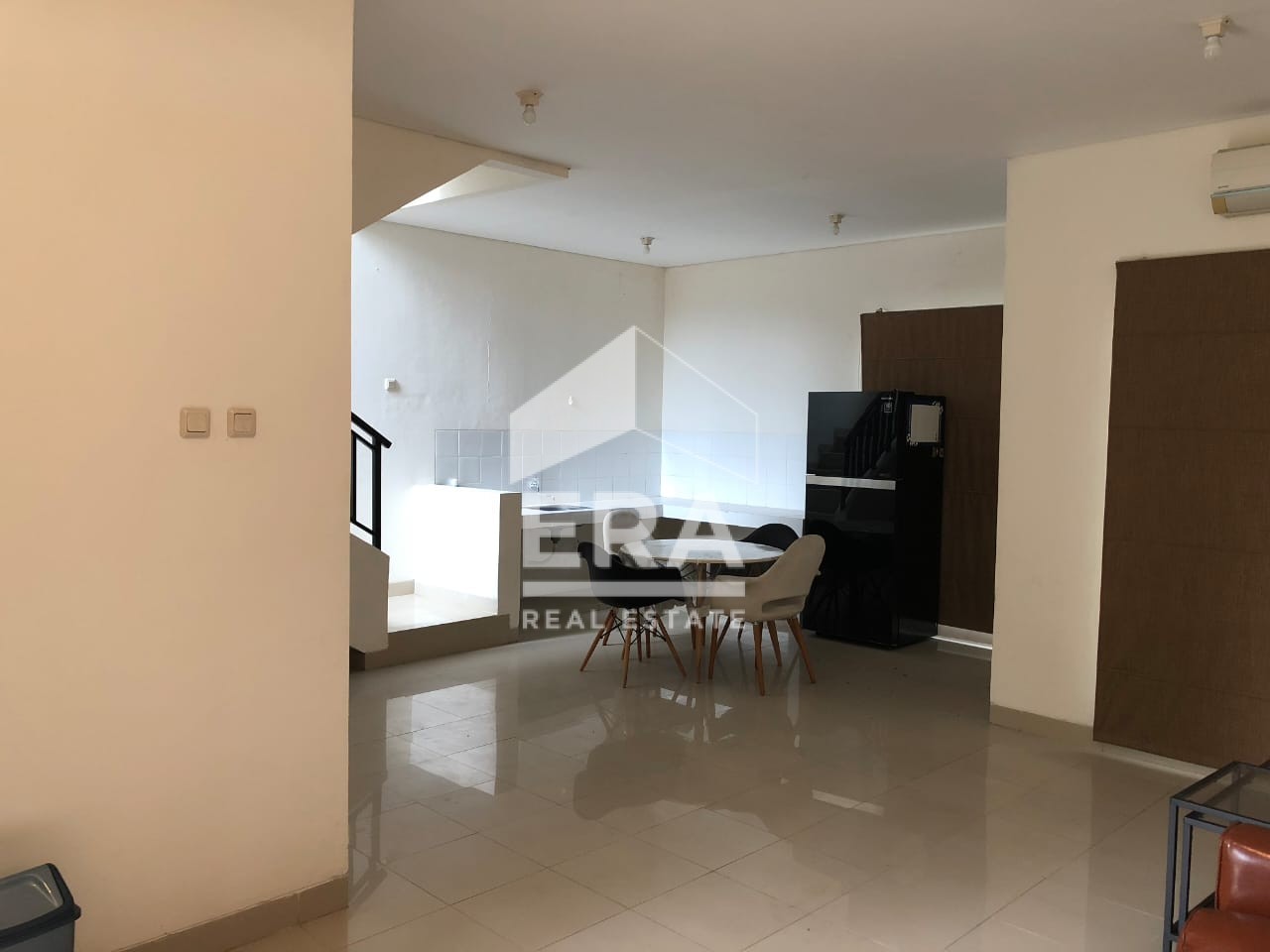 interior 4