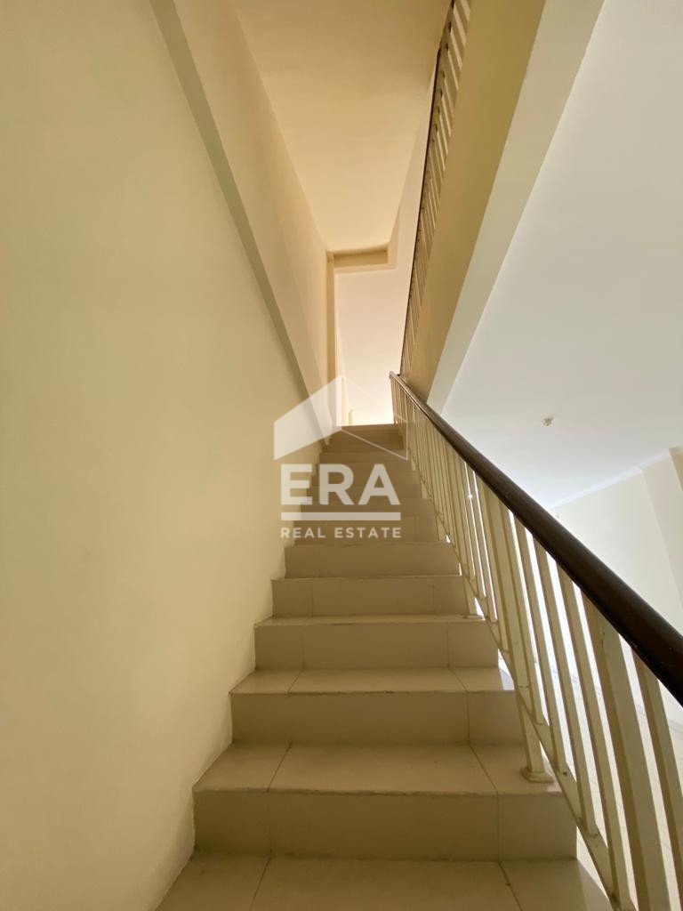 interior 4
