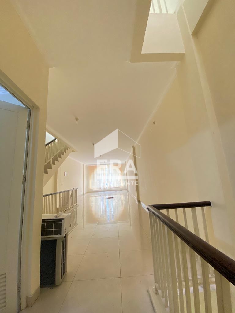 interior 5