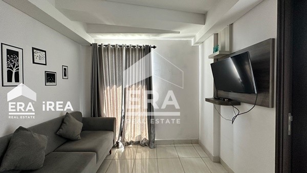 interior 8