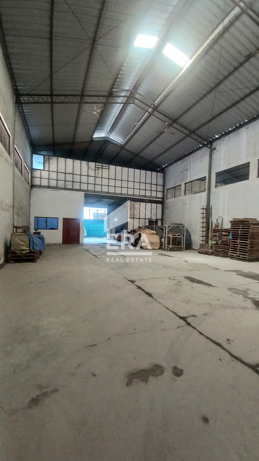 interior 6