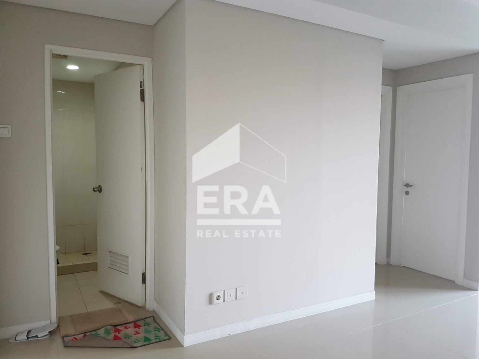 interior 6