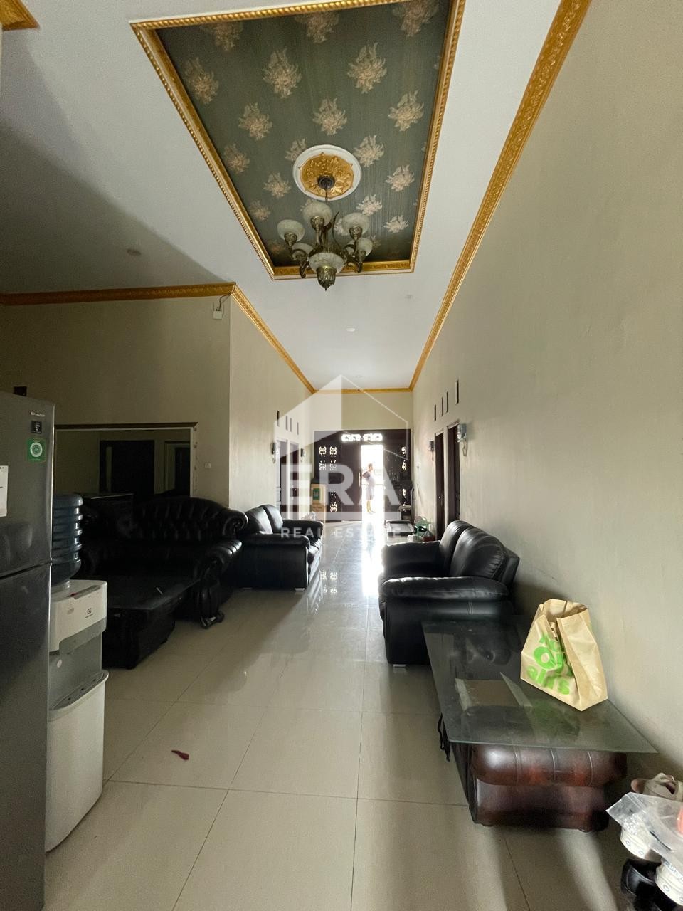 interior 6