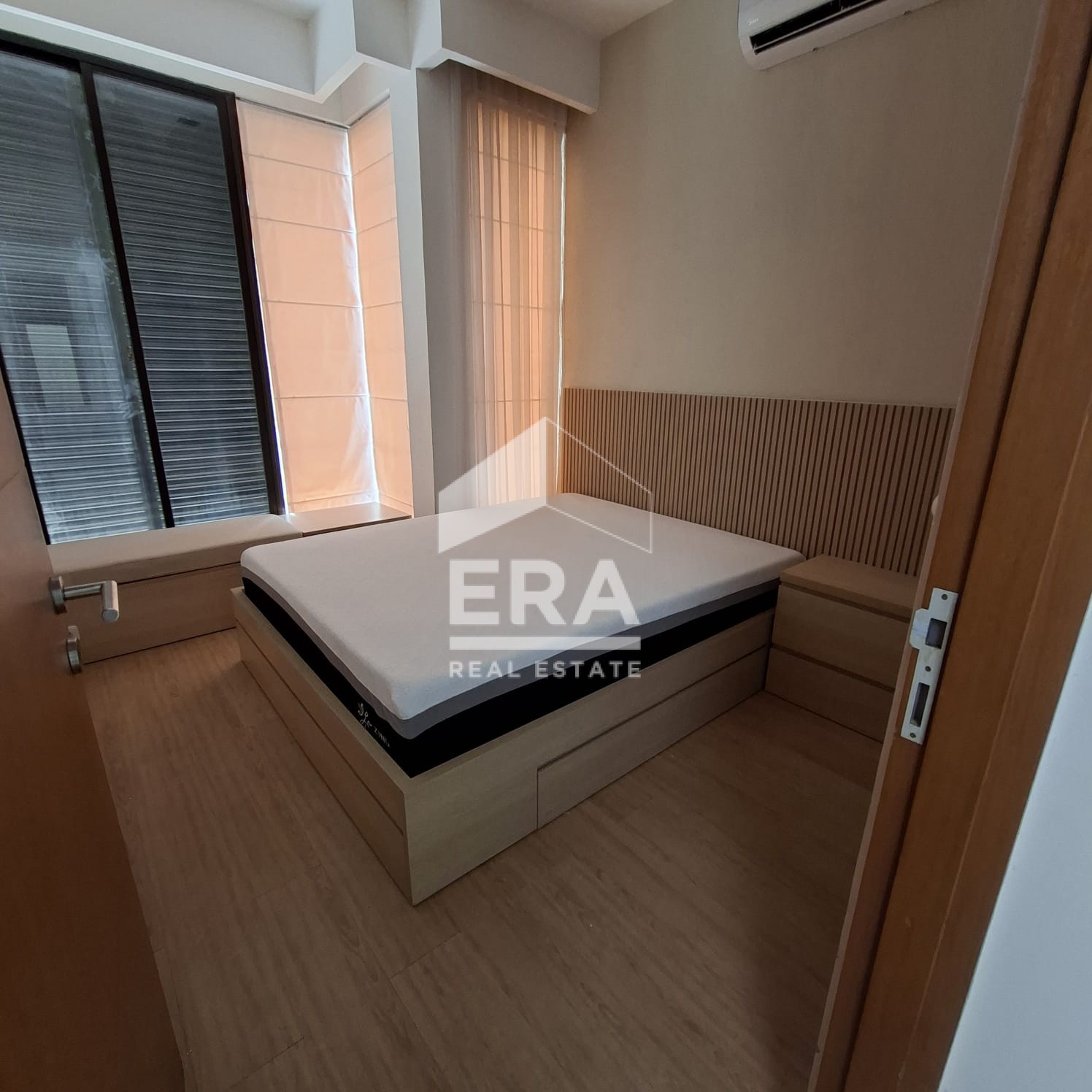 interior 4