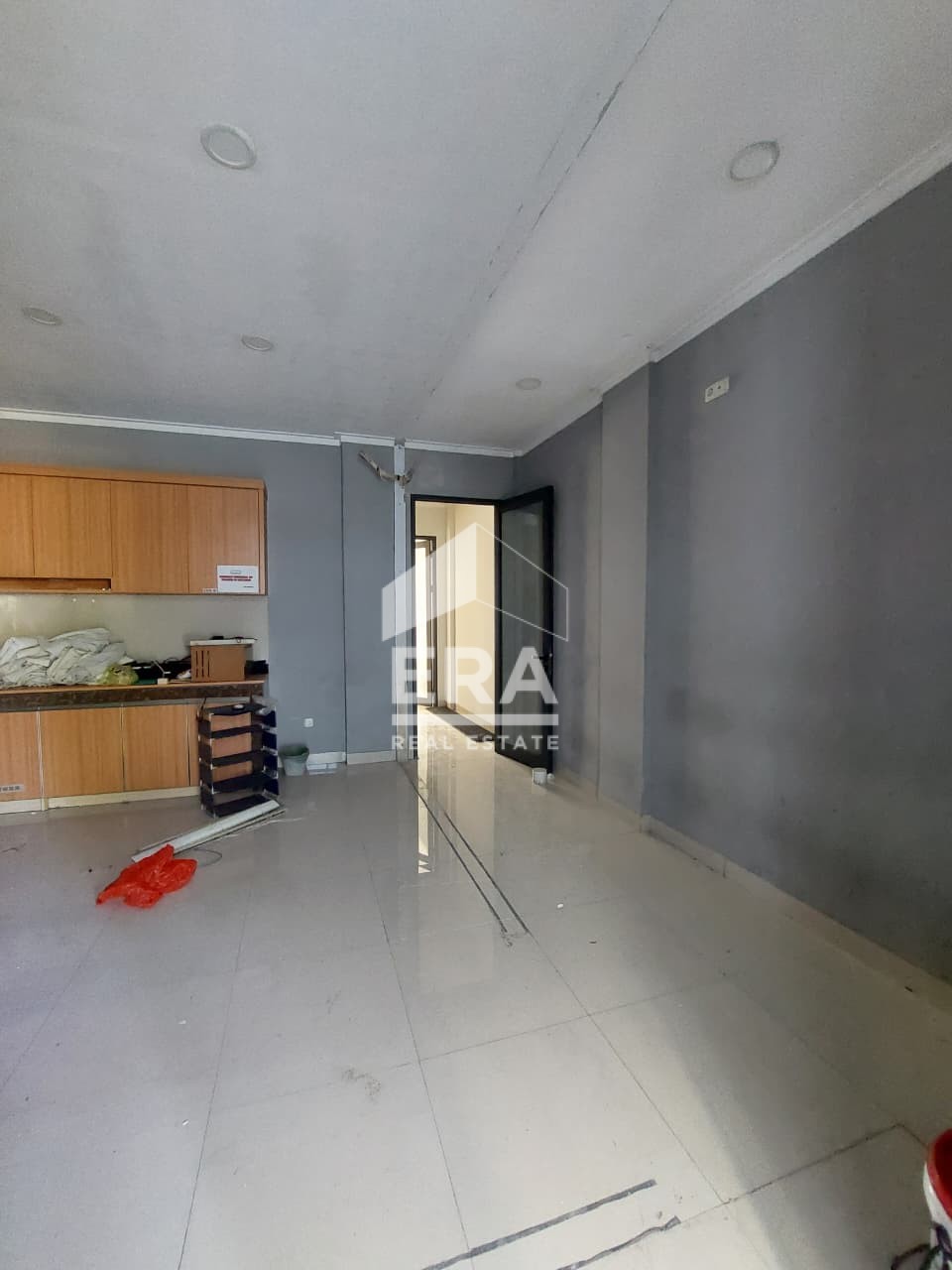interior 17