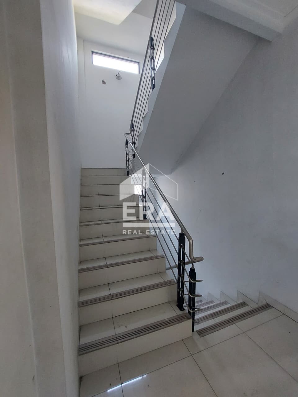 interior 4