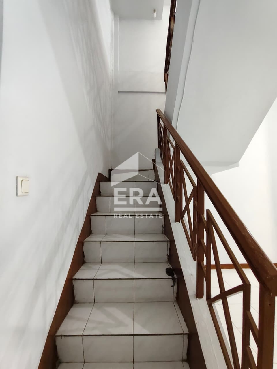 interior 6