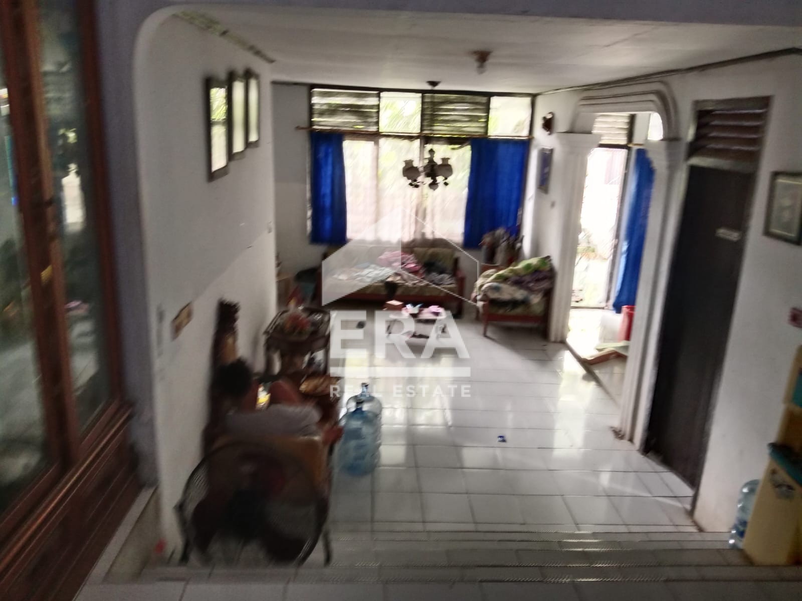 interior 13